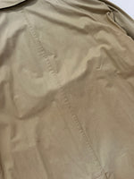 Carica l&#39;immagine nel visualizzatore di Gallery, Trench vintage Burberry beige tg XL
