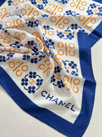 Foulard vintage Chanel in seta