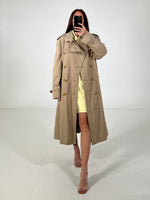 Carica l&#39;immagine nel visualizzatore di Gallery, Trench vintage Burberry doppiopetto tg M/L
