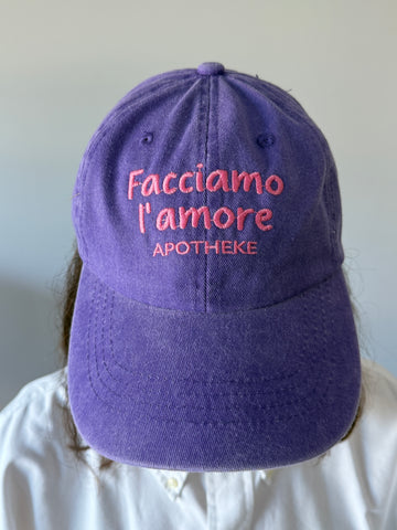 Cappello con visiera “Facciamo l’amore”