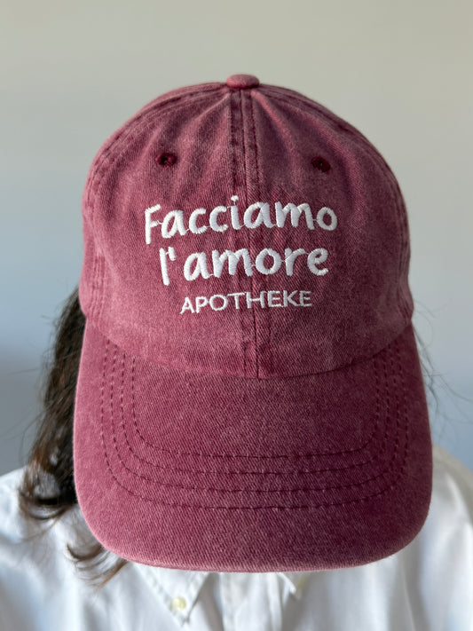 Cappello con visiera “Facciamo l’amore”