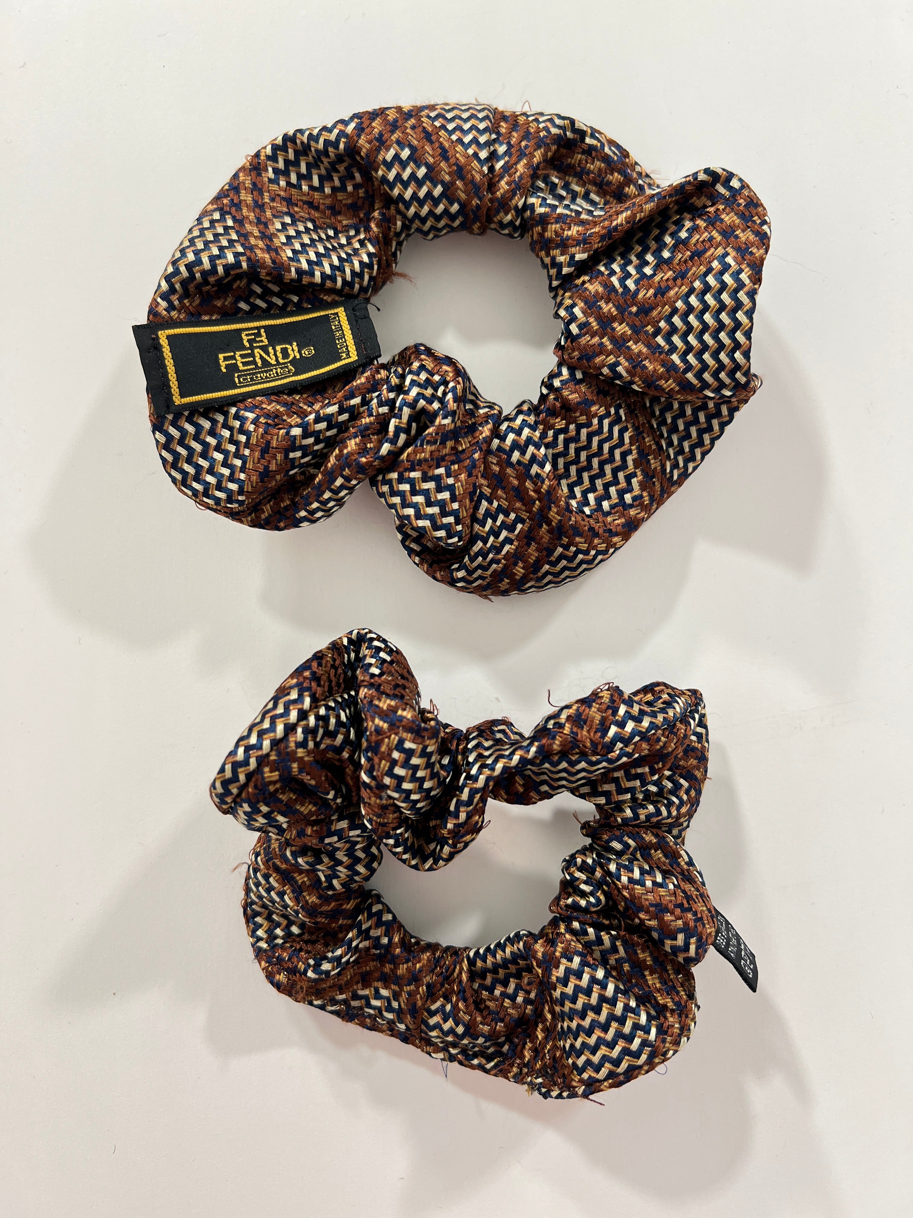 Coppia di Scrunchies vintage Fendi rework