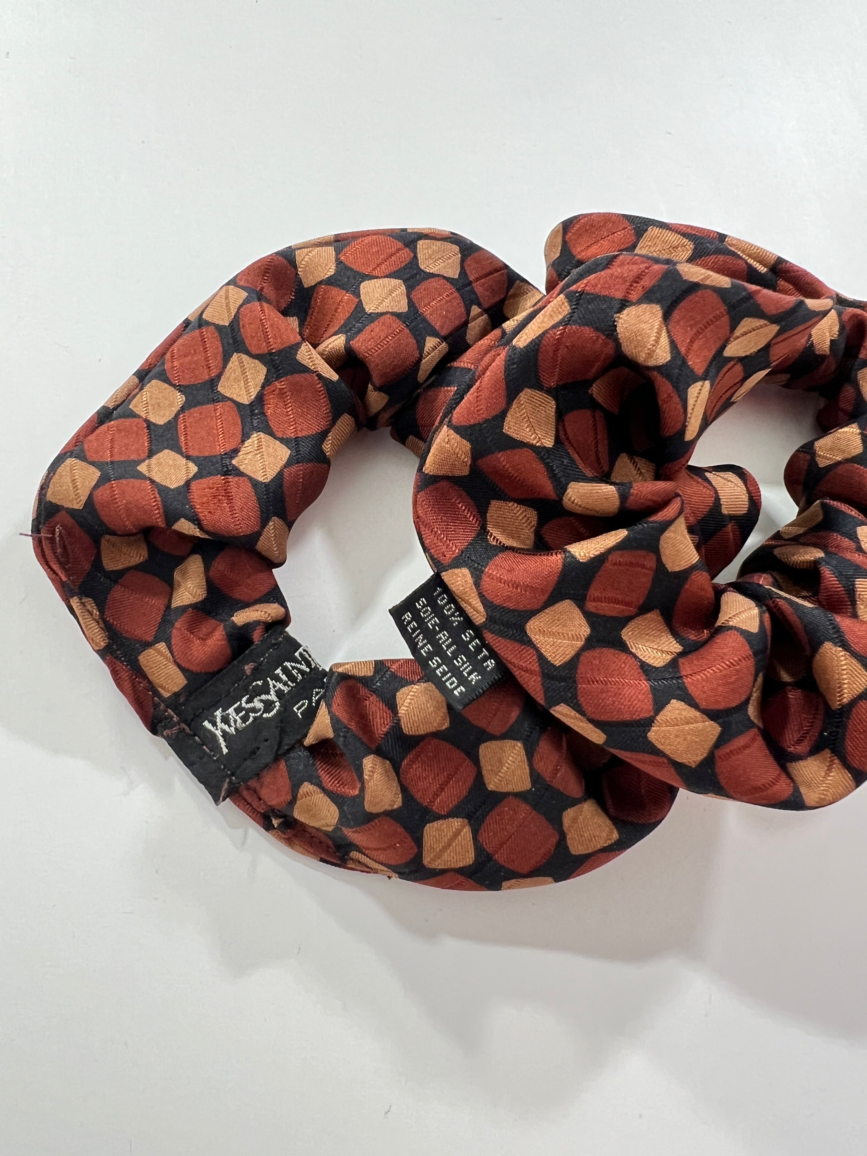 Coppia di Scrunchies vintage YSL rework