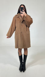 Carica l&#39;immagine nel visualizzatore di Gallery, Cappotto vintage Max Mara cammello tg M
