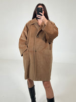 Carica l&#39;immagine nel visualizzatore di Gallery, Cappotto vintage Max Mara cammello tg M
