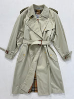 Carica l&#39;immagine nel visualizzatore di Gallery, Trench vintage Burberry doppiopetto tg S/M
