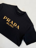 Carica l&#39;immagine nel visualizzatore di Gallery, T-shirt vintage Prada nero tg M
