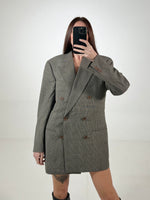 Carica l&#39;immagine nel visualizzatore di Gallery, Blazer vintage G. Armani doppiopetto tg L
