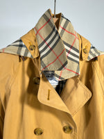 Carica l&#39;immagine nel visualizzatore di Gallery, Trench vintage Burberry cappuccio tg S
