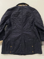 Carica l&#39;immagine nel visualizzatore di Gallery, Giacca vintage Barbour in trapunta tg L
