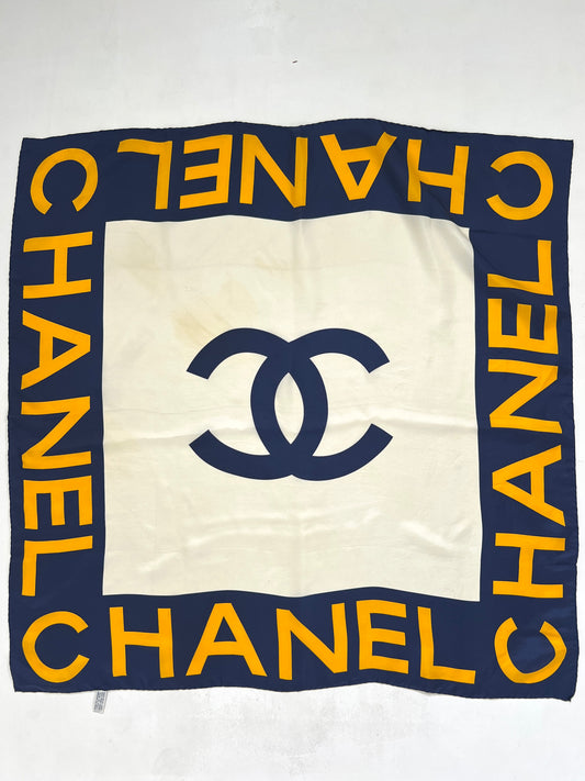 Foulard vintage Chanel in seta