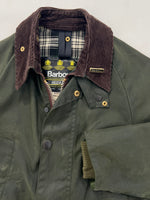 Carica l&#39;immagine nel visualizzatore di Gallery, Giacca vintage Barbour Bedale verde bambino
