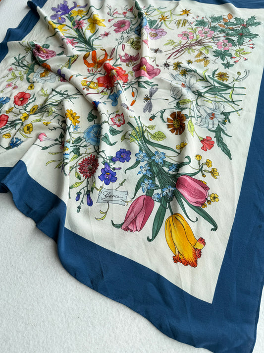 Foulard vintage Gucci in seta