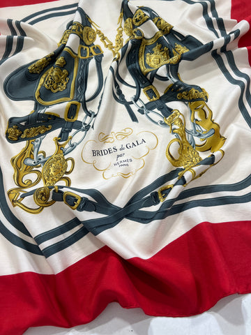 Foulard vintage Hermes in seta