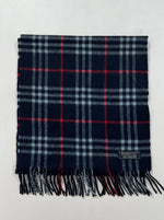 Carica l&#39;immagine nel visualizzatore di Gallery, Sciarpa vintage Burberry 100% cashmere
