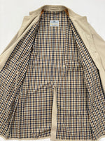 Carica l&#39;immagine nel visualizzatore di Gallery, Trench vintage Aquascutum con cinta tg L/XL
