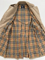 Carica l&#39;immagine nel visualizzatore di Gallery, Trench vintage Burberry doppiopetto tg M/L
