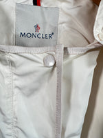 Carica l&#39;immagine nel visualizzatore di Gallery, Giacca lunga vintage Moncler bianco tg M
