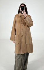 Carica l&#39;immagine nel visualizzatore di Gallery, Cappotto vintage Max Mara cammello tg M
