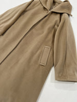 Carica l&#39;immagine nel visualizzatore di Gallery, Cappotto vintage Max Mara beige tg M/L
