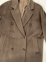 Carica l&#39;immagine nel visualizzatore di Gallery, Cappotto vintage Max Mara cashmere tg M/L
