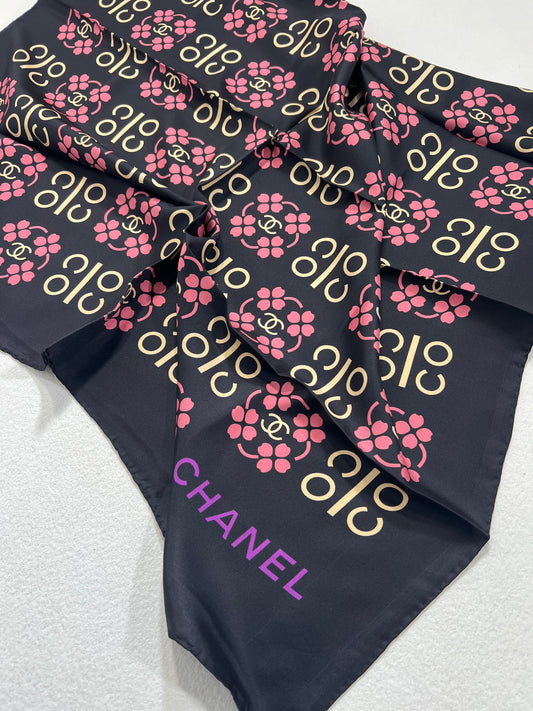 Foulard vintage Chanel in seta