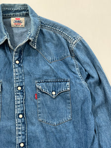 Camicia vintage Levi's in denim tg M