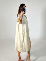 Carica l&#39;immagine nel visualizzatore di Gallery, Trench vintage Burberry beige tg S/M
