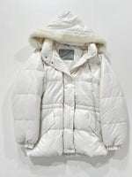 Carica l&#39;immagine nel visualizzatore di Gallery, Giacca vintage Moncler bianco con cappuccio tg M
