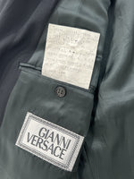 Carica l&#39;immagine nel visualizzatore di Gallery, Blazer vintage Versace lana tg XL
