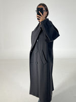 Carica l&#39;immagine nel visualizzatore di Gallery, Cappotto vintage Max Mara cashmere tg M/L
