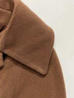 Carica l&#39;immagine nel visualizzatore di Gallery, Cappotto vintage Fendi cashmere tg L
