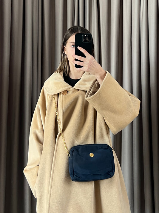 Borsa vintage Fendi blu con tracolla