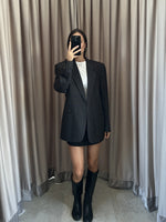 Carica l&#39;immagine nel visualizzatore di Gallery, Blazer vintage C. Dior lana tg L
