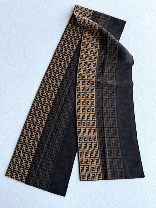 Sciarpa vintage Fendi lana monogram