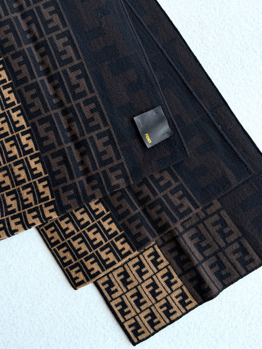Sciarpa vintage Fendi lana monogram