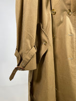 Carica l&#39;immagine nel visualizzatore di Gallery, Trench vintage Burberry doppiopetto tg XL
