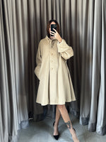 Carica l&#39;immagine nel visualizzatore di Gallery, Cappotto vintage Max Mara lana tg M/L
