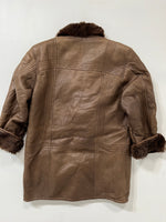 Carica l&#39;immagine nel visualizzatore di Gallery, Montone vintage Shearling pelliccia tg L
