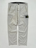 Carica l&#39;immagine nel visualizzatore di Gallery, Pantaloni vintage Stone Island bianco tg 50
