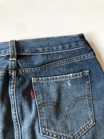 Carica l&#39;immagine nel visualizzatore di Gallery, Gonna vintage Levi&#39;s di jeans tg 30
