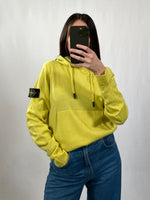 Carica l&#39;immagine nel visualizzatore di Gallery, Felpa vintage Stone Island in lana gialla tg M
