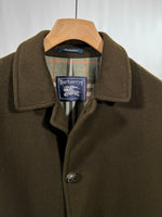 Carica l&#39;immagine nel visualizzatore di Gallery, Cappotto vintage Burberry verde lana tg XL
