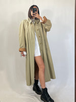 Carica l&#39;immagine nel visualizzatore di Gallery, Trench vintage Burberry beige tg XL
