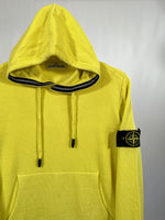 Carica l&#39;immagine nel visualizzatore di Gallery, Felpa vintage Stone Island in lana gialla tg M
