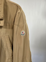 Carica l&#39;immagine nel visualizzatore di Gallery, Giacca vintage Moncler beige tg M
