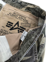 Carica l&#39;immagine nel visualizzatore di Gallery, Pantalone vintage militare Alpha Industries cargo tg 38
