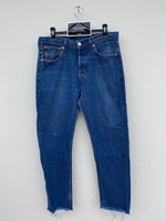 Carica l&#39;immagine nel visualizzatore di Gallery, Levi&#39;s 501 jeans vintage tg 33
