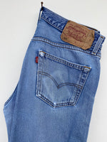 Carica l&#39;immagine nel visualizzatore di Gallery, Levi&#39;s 501 jeans vintage tg 34
