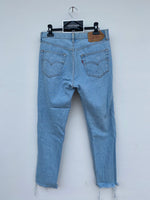 Carica l&#39;immagine nel visualizzatore di Gallery, Levi&#39;s 501 jeans vintage tg 34
